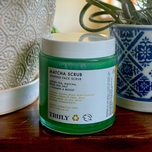 TRULY Matcha Whipped Face Scrub